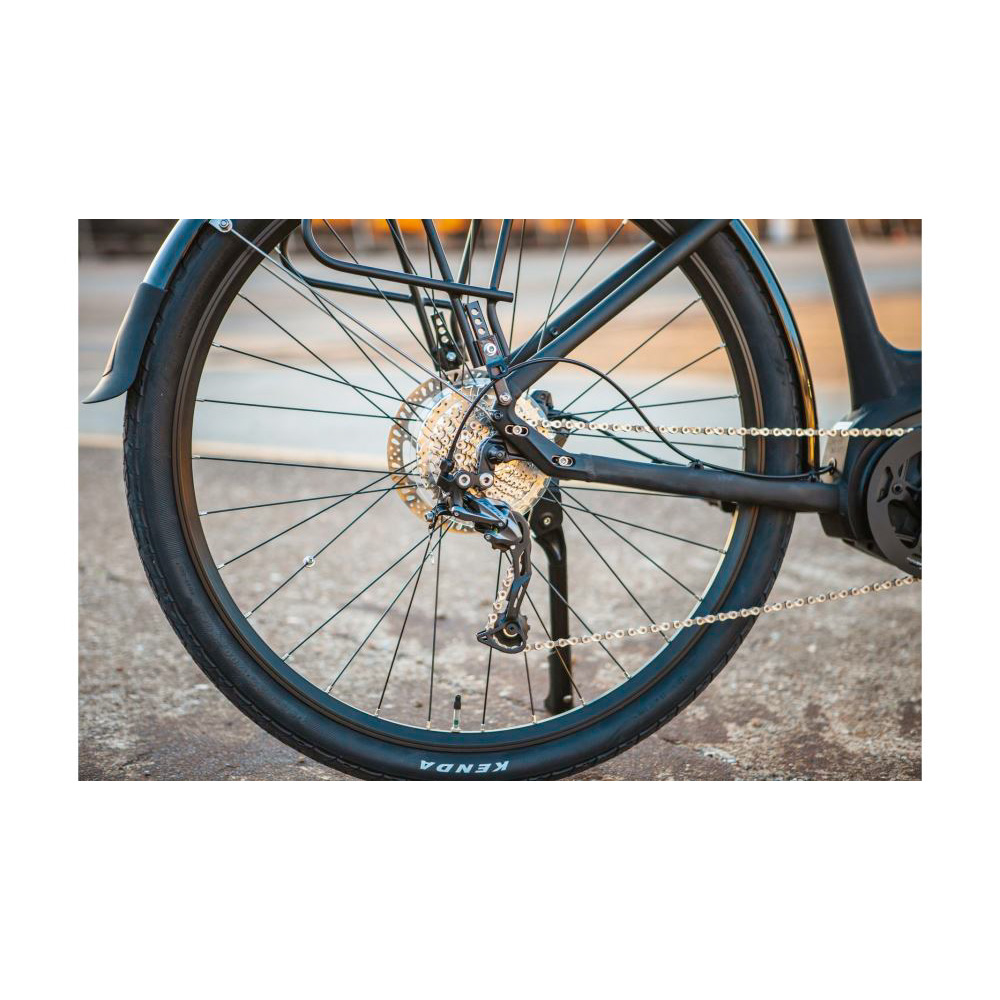 Batch Step-Thru Plus E-Bike 2022 - BLACK M/L 20"